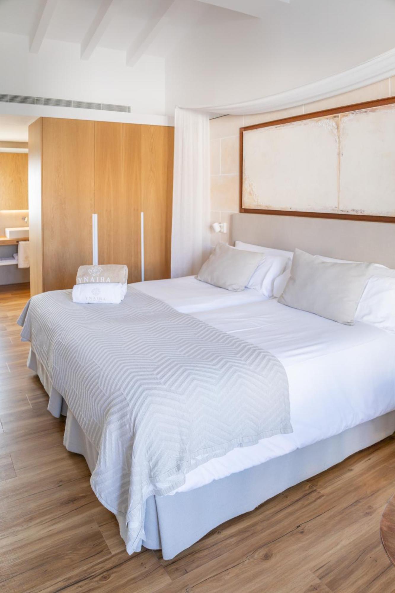 Ynaira Hotel & Spa Ariany Luaran gambar